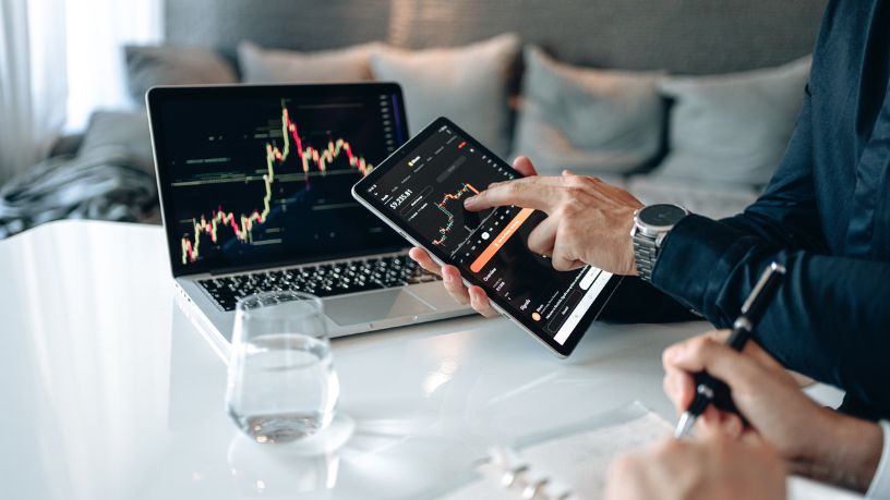 Com Teciomar Ábila, aprenda a tomar decisões de investimento baseadas em análise, não em adivinhação.