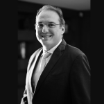 Práticas de compliance bem estruturadas fortalecem a transparência na recuperação judicial e ampliam a confiança dos credores, destaca Rodrigo Gonçalves Pimentel.